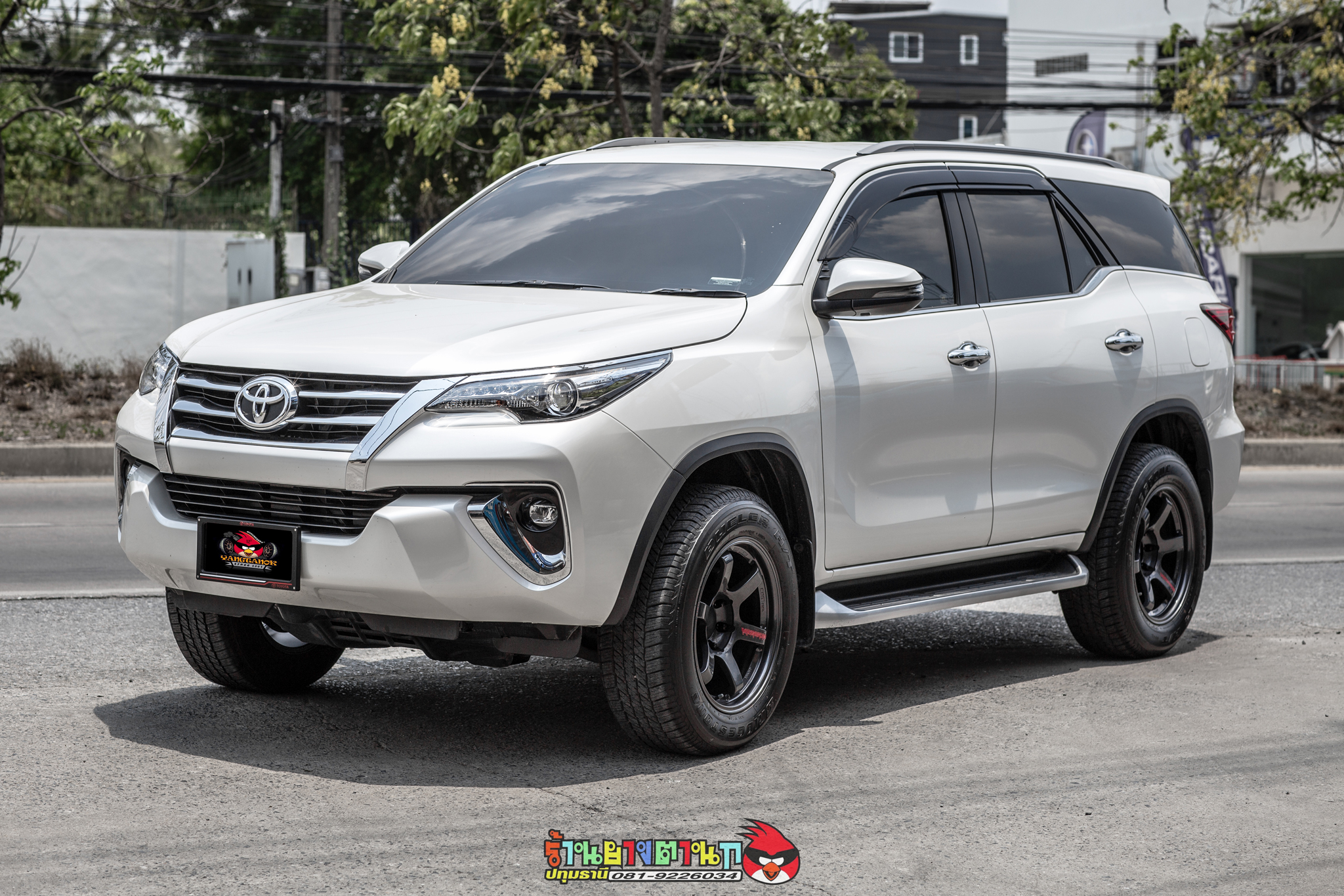 TOYOTA FORTUNER